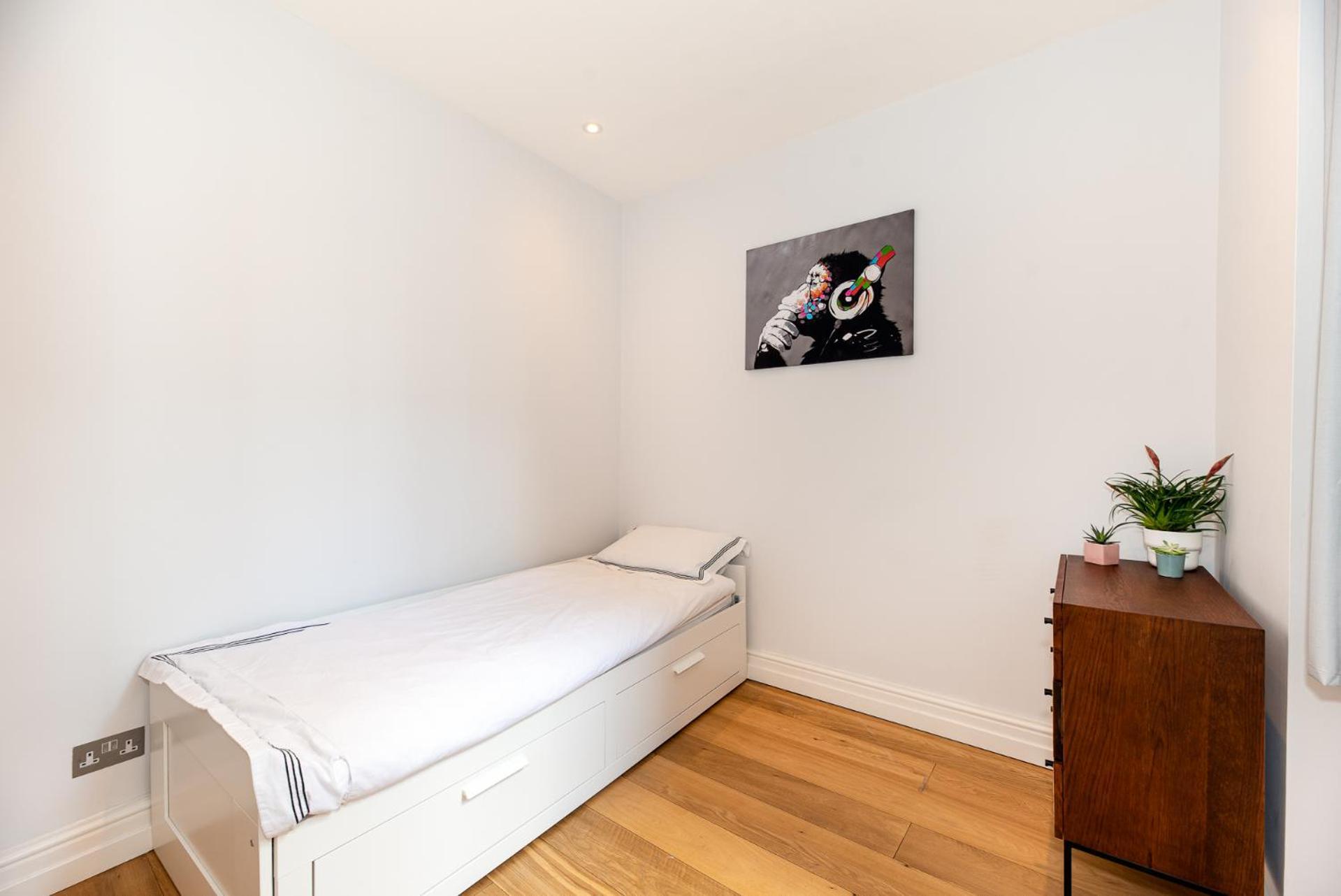 2-Bedroom Victorian Apartment In Kensington London Eksteriør billede