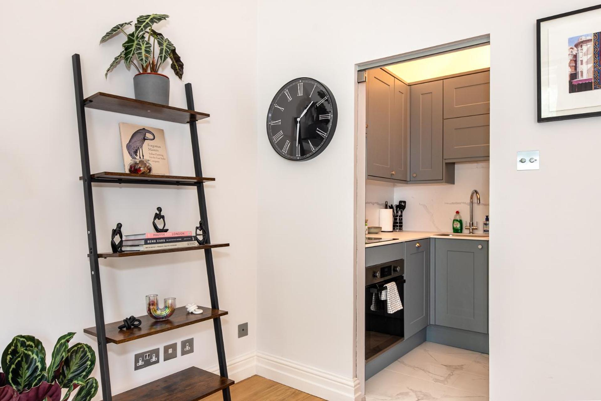 2-Bedroom Victorian Apartment In Kensington London Eksteriør billede