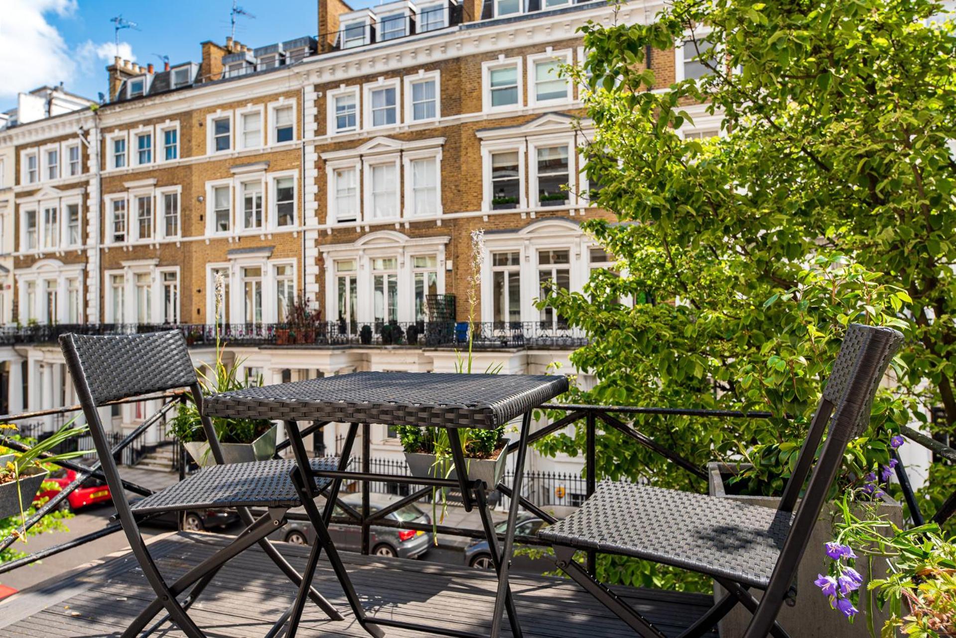 2-Bedroom Victorian Apartment In Kensington London Eksteriør billede